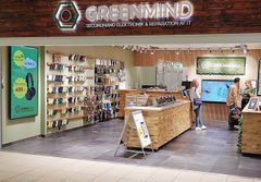 Hvor kløften mellem storcentre og genbrugsbutikker tidligere har været stor, så begynder specialiserede genbrugsbutikker med skarpt definerede koncepter og stærk brandingstrategi nu at bygge bro mellem de to verdener. Foto: PR.