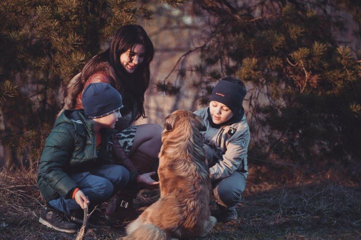 – Under corona-karantænen har vi kunne mærke, at interessen for hunde har været på sit højeste i lang tid, fortæller Lise Lotte Christensen. Foto: PR.