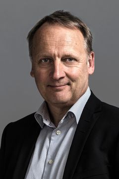 Kodas direktør, Anders Lassen