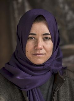 "Der går ikke en dag, uden at jeg tænker på dem, der er blevet bortført og dræbt af IS," fortæller Amal.