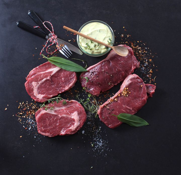 Kød med fedtmarmorering går specielt godt på grillen. Særligt ribeye og entrecote har ofte en flot fedtmarmorering. Foto: PR