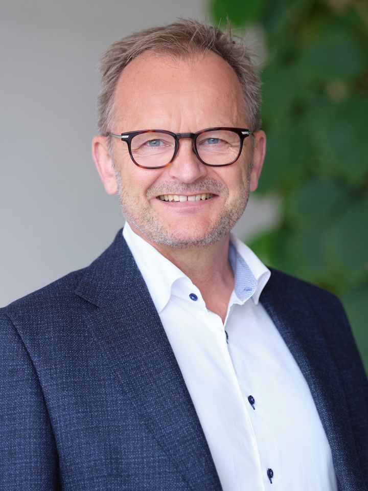 Lars Dige Knudsen bliver ny bestyrelsesformand i Aarhus Airport A/S. Han skal styre lufthavnen frem mod 1,5 millioner passagerer.