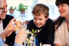 9 ud af 10 danske forældre: Vores børn skal have gode energivaner