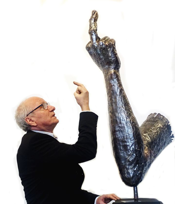 Kunstneren Jens Galschiøt og skulpturen "Fuck Dobbeltmoralen"