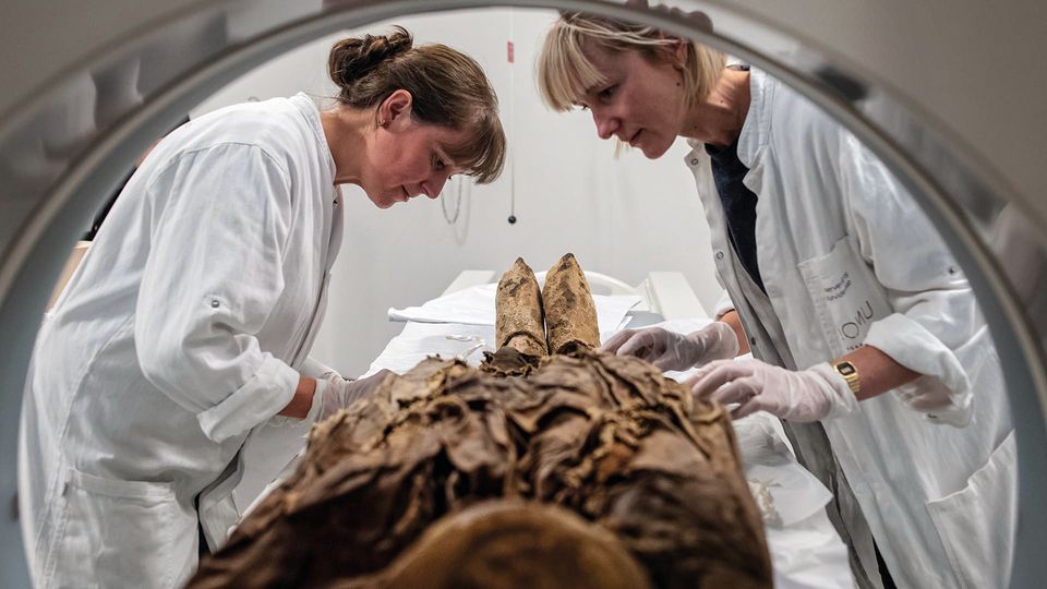 Mumie scanning på Skejby Sygehus.  Pressefoto Moesgaard Museum