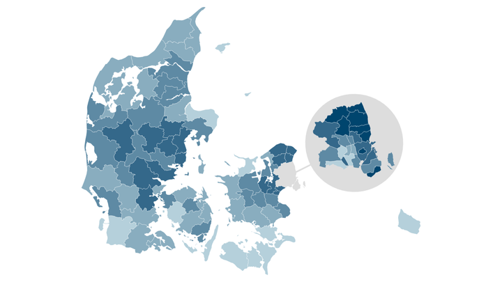 Kortet viser den gennemsnitlige nettoformue for voksne i hver kommune. De mørkeblå områder er de kommuner, hvor den gennemsnitlige nettoformue er på over tre millioner kroner per voksen, mens de ly-seste områder er de kommuner, hvor formuerne er mindre end halvanden millioner kroner per voksen. Se interaktiv udgave af kortet her: https://www.datawrapper.de/_/20Ezm/