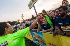 DHL Stafetten er flere fællesskaber, og det er blandt andet en forklaring på, at så mange løber med år efter år. (Foto: Sparta)