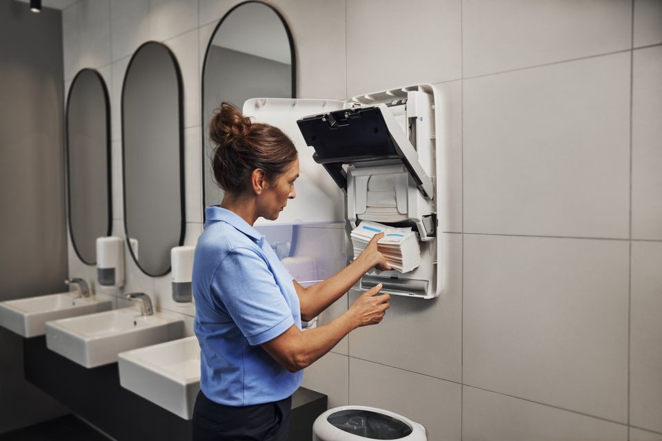 PeakServeAuto25_CleanerRefilling_PeakServeAutomatic_Soap_bin_white_Torkglobal.jpg
