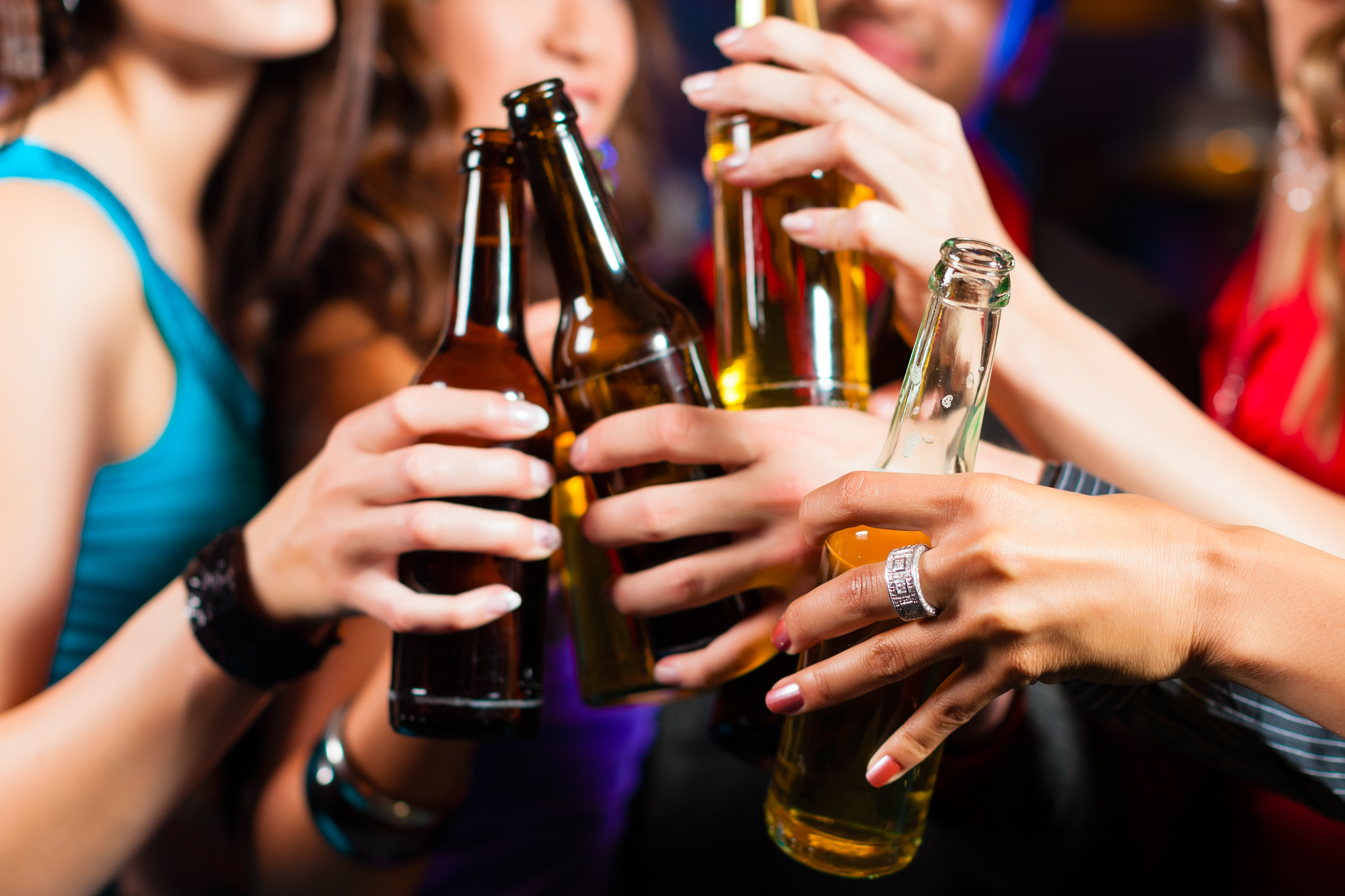 Wedge køber kerne Ny alkoholkultur: Flertal vil forbyde salg af alkohol til unge på  ungdomsuddannelser | Blå Kors Danmark