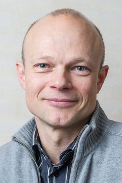 2. Næstformand for IFFD, Holger Kortbek