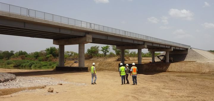 En af de syv broer, der skal skabe bedre forbindelser i det nordlige Ghana og understøtte mulighederne for handel og vækst. Foto: Sweco.