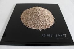 COUNTING SAND - Yang Xinguang, 2009 courtesy Boers-Li Gallery