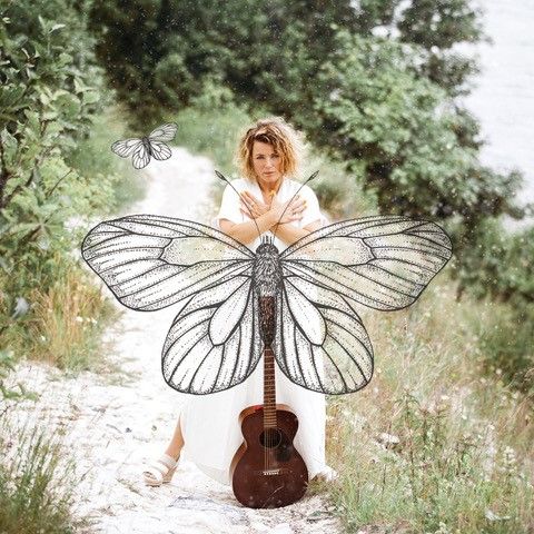 Stine Michel har skrevet musik til Inger Christensens Sommerfugledalen. Foto credit: Stine Michel