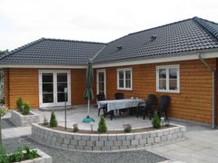 Huset på Rosenvangen 13 er åbent for interesserede søndag den 26. marts fra klokken 13-16. Huset er en familievenlig trævilla på 150 kvadratmeter. Modelfoto: Scanwo.