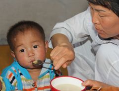 Mission Øst sendte fornylig mad til 8622 børn i nordkoreanske vuggestuer og børnehaver. Foto: Kim Hartzner, Mission Øst