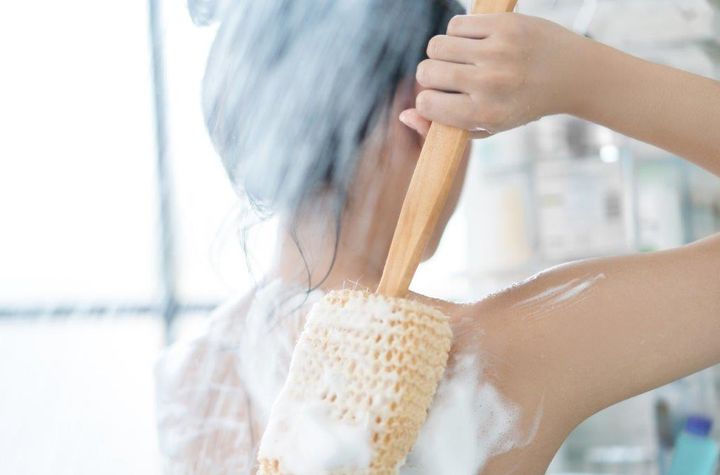 Et bad før sengetid kan sænke kropstemperaturen. Det kan sokker i fryseren også! Foto: PR