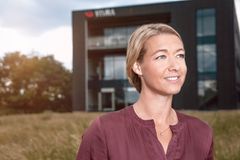 Administrerende direktør i Visma Enterprise Danmark, Monika Juul Henriksen, er godt tilfreds med årets resultater.