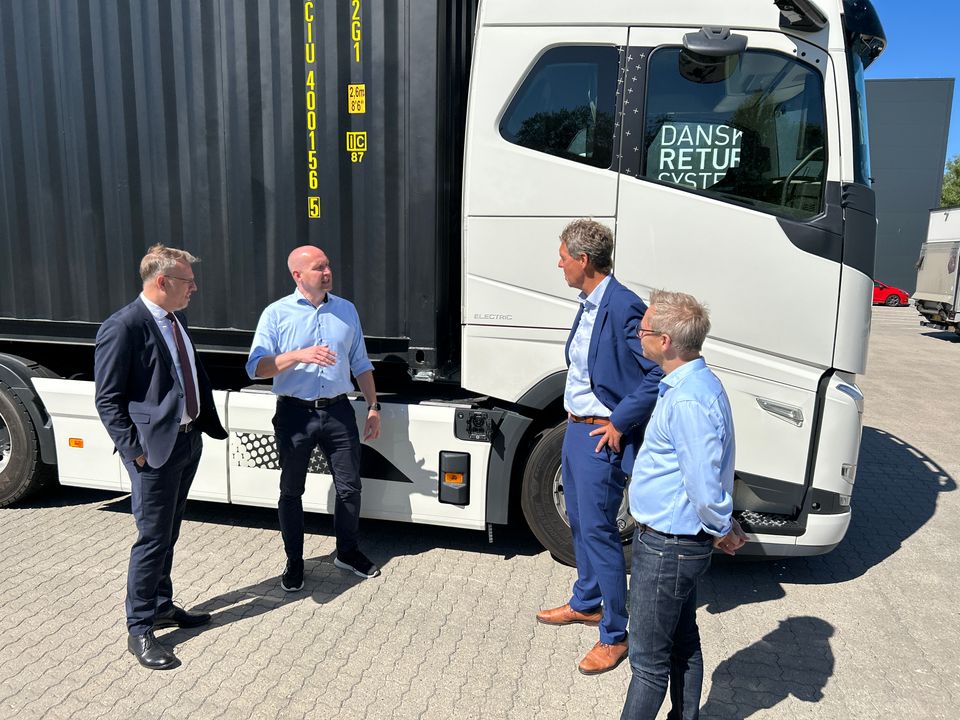 Dansk Retursystem og Volvo