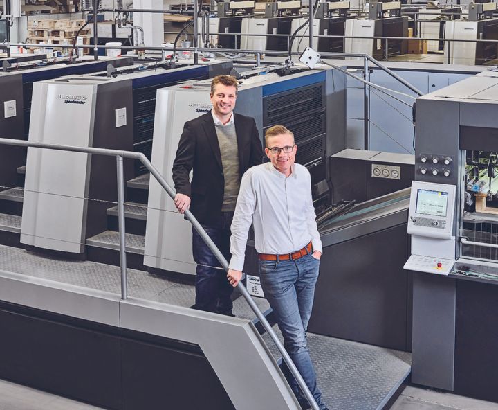 Anders Grønborg (th.) og kompagnon Esben Mols Kabell har netop startet trykkeriproduktion i Vallensbæk til stor gavn for LaserTryk.dk’s sjællandske kunder. Foto: PR.