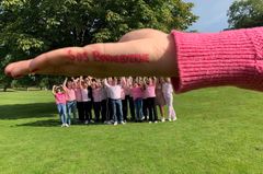 SOS Børnebyerne er et af de steder, hvor eleverne fra Herlufsholm Skole kan være frivillige.