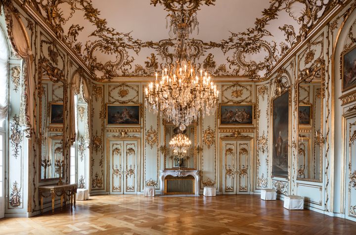 Riddersalen i Christian VII's Palæ regnes blandt de fineste rokokorum i Europa.