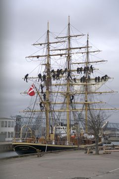 Skibet klargøres i København