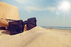 Husk både solbriller og solhat, når du begiver dig ud i sommersolen, lyder anbefalingen.