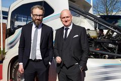 Transportminister Ole Birk Olesen og administrerende direktør i MCH A/S, Georg Sørensen
