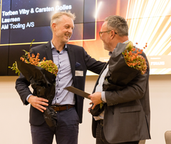 Torben Viby og Carsten Golles Laursen fra AM Tooling A/S vinder prisen som Årets Ejerleder 2022 på Fyn.