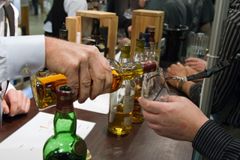 Med flere end 1000 forskellige aftapninger til smagning under messen, kan selv den mest tørstige whiskyentusiast få sin sag for. Foto: PR.