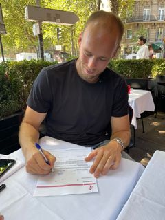 Henrik Toft Hansen skrev i dag kontrakt med Mors-Thy Håndbold og forlader dermed PSG Paris.
