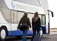 Med en tillægsbillet til Kombardo Expressen åbnes der nu for rejser i hele Nordjylland gennem et nyt samarbejde med Nordjyllands Trafikselskab.