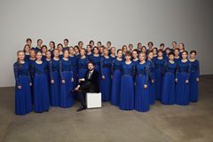 Phillip Faber og DR Pigekoret – fotograf Daniel Stjerne