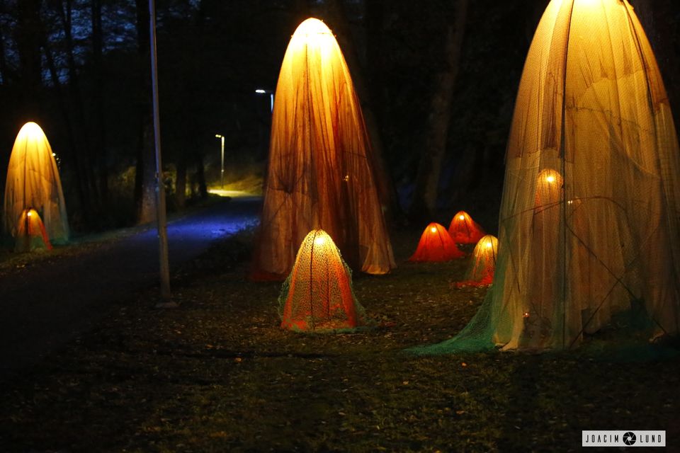 Lyskunst In light af Joacim Lund på lysfetivalen Strömstad in Light