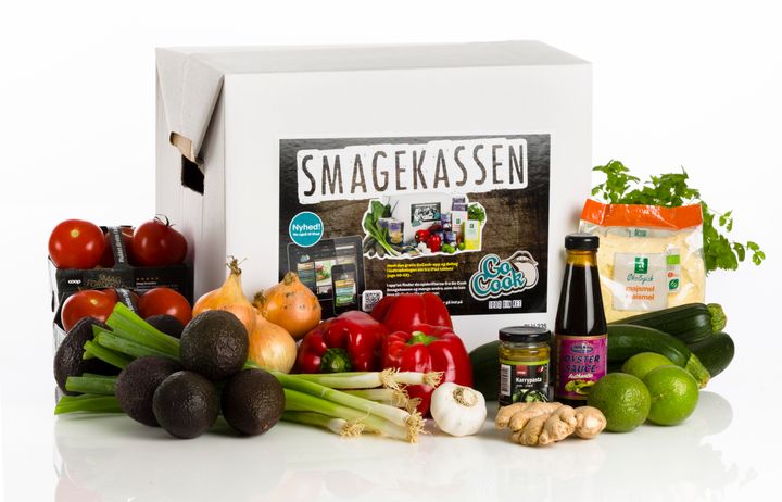 GoCook smagekassen med verdensmad, som 161.000 børn skal tilberede i uge 43, 44 og 45 landet over.