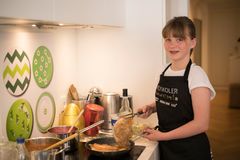 På Madskoler kan børn komme og lære at lave mad i en uge af deres sommerferie.