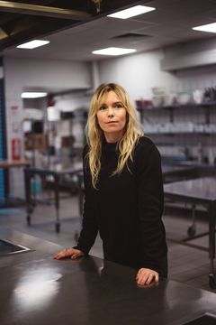 Fødevareiværksætteren Martine Jakobsen, der driver Fonda CPH, arbejdede med sit koncept i seks måneder i Greater Copenhagen Food Startup, inden hun følte, at det var klart til markedet. Foto: Fonda CPH