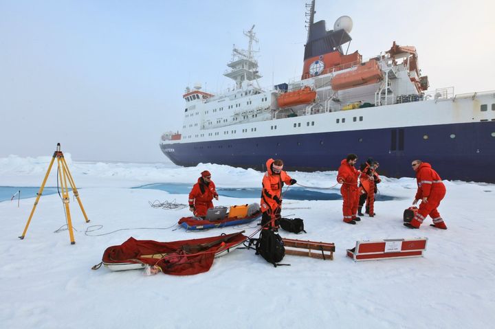 Forskning ved Nordpolen, det tyske forskningsskib  RV Polarstern (Foto: Karl Attard)