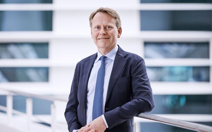 Kim Bai Wadstrøm, koncerndirektør med ansvar for Bankassurance i Alm. Brand Group, står i spidsen for udrulningen af Forsikringsoverblikket  i en lang række danske pengeinstitutters mobilbanker.