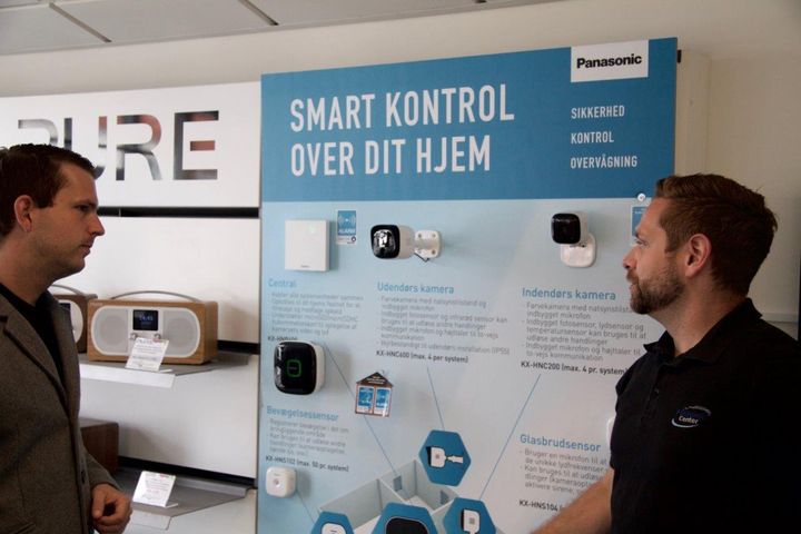 Panasonic Center-kæden har lanceret den smartphonestyrede alarmløsning Smart Home i sine 52 butikker. Foto: PR.