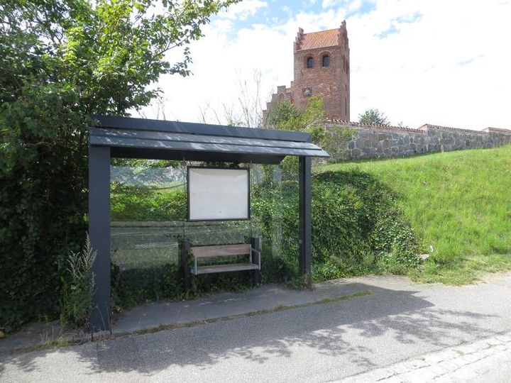Stoppestedet "Kregme (Hillerødvej)" som flyttes 150 meter mod nord, så det kommer til at ligge over for Circle K i Kregme.
