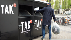 Tøjcontainere fyldes med ujævn frekvens, hvilket gør det vanskeligt at forudsige, hvornår de skal tømmes – og overfyldte containere medfører en række problemer for organisationerne.
