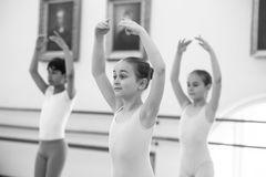 Elever fra Det Kongelige Teaters Balletskole foto: Camilla Winther