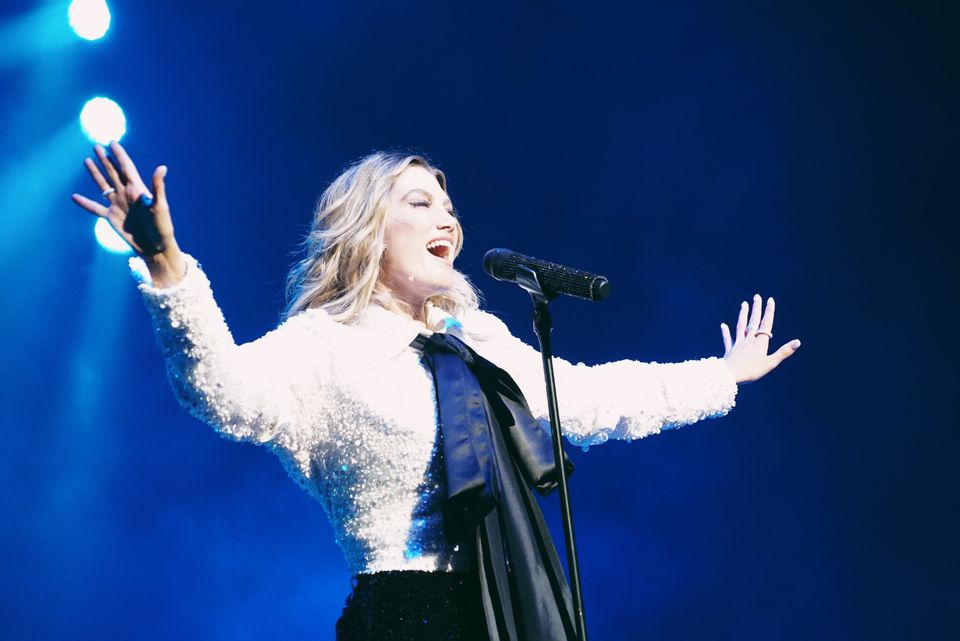 Rachel Ritzau Singer Den Australske multi-platin og multi-prisvindende kunstner, Delta ...