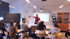 Lærer fra Teach First Danmark i natur/teknologi på Skolen på Herredsåsen i Kalundborg