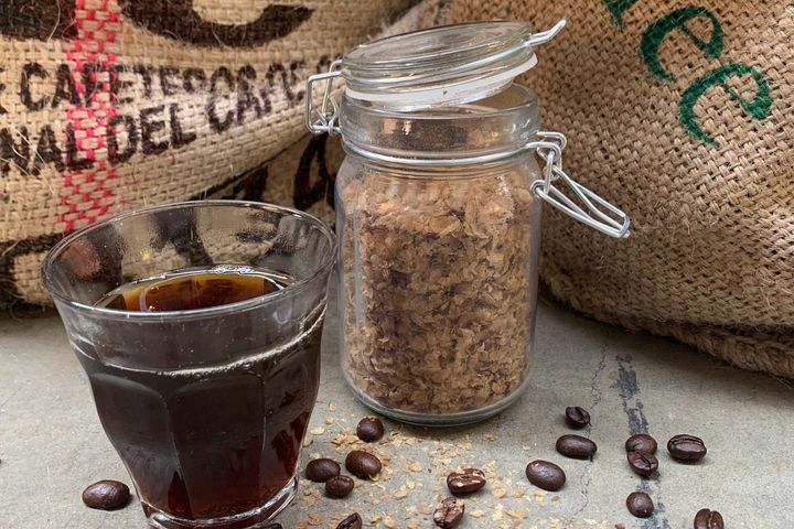To-go kopperne skal laves af kaffeavner, som stammer fra brænding af kaffe. Foto: Peter Larsen Kaffe.
