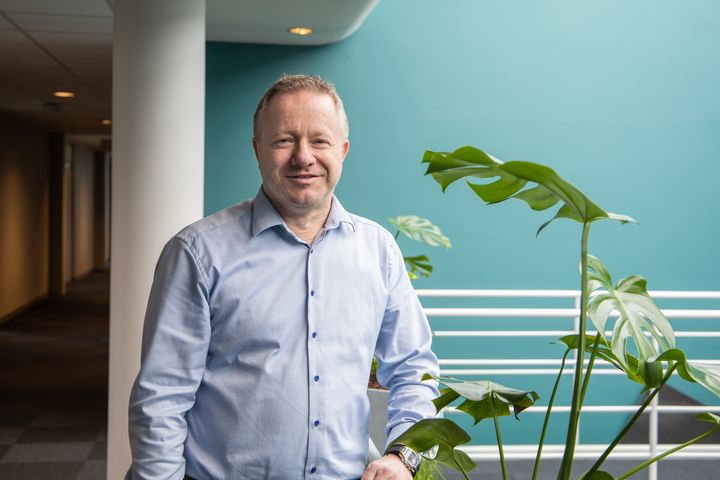 Rasmus Hjorth, 48 år og cand.scient. i kemi og molekylær biologi,  er ny afdelingsleder i NIRAS’ forretningsenhed  for Life Science og Proces Design.