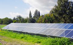 I Hunderup-Sejstrup er en projektgruppe på nippet til at realisere drømmen om et fælles solcelleanlæg. Esbjerg Kommune vil gerne samarbejde med flere lokalsamfund om bæredygtige projekter.