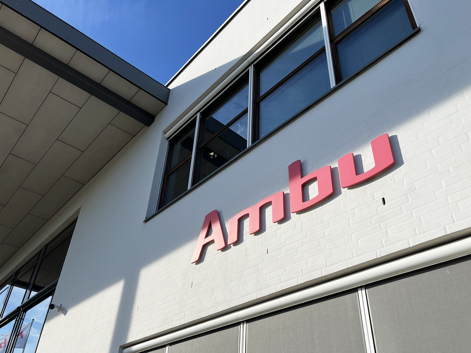 Close-up Ambu office sign