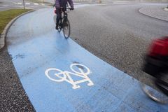 GODE RÅD OM ELCYKLER: En elcykel kan give skub i pedalerne, og nu har man mulighed for at få gode råd om køb og sikkerhed ved et arrangement den 20. marts i Randers (Foto: Colourbox)